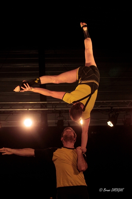 Soirée Mimages fait son cirque à Saint-Sylvestre, Ardèche