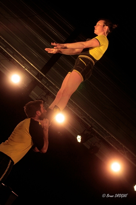 Soirée Mimages fait son cirque à Saint-Sylvestre, Ardèche