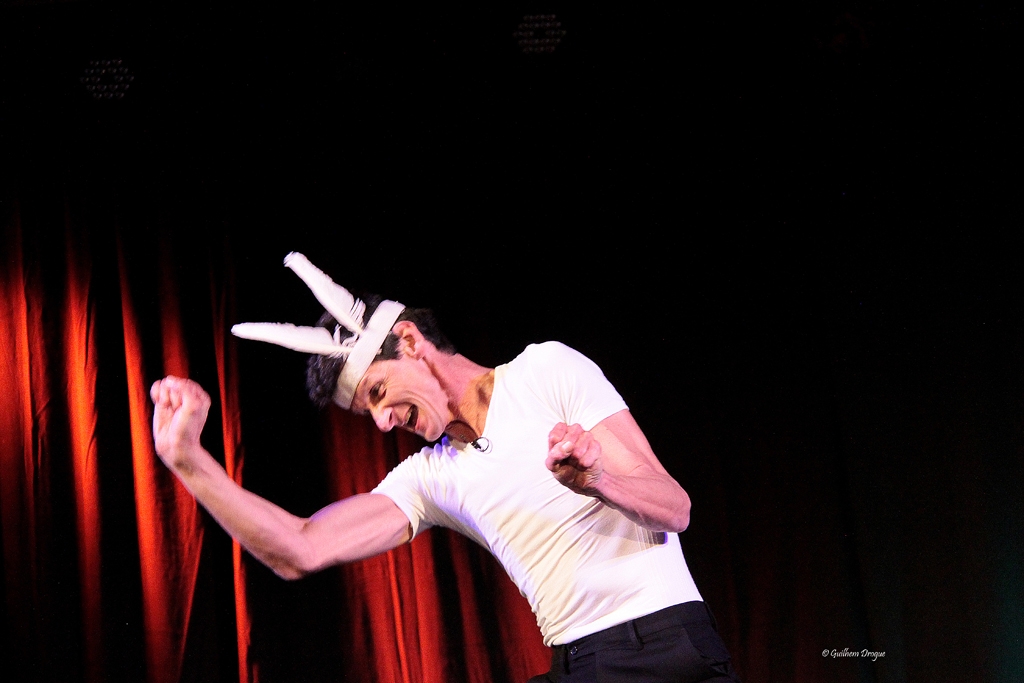 soirée Mimages fait son cirque à Saint-Sylvestre en Ardèche, festival du geste et du Mime, 2018, patrick Cottet-Moine