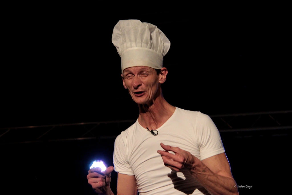 soirée Mimages fait son cirque à Saint-Sylvestre en Ardèche, festival du geste et du Mime, 2018, patrick Cottet-Moine