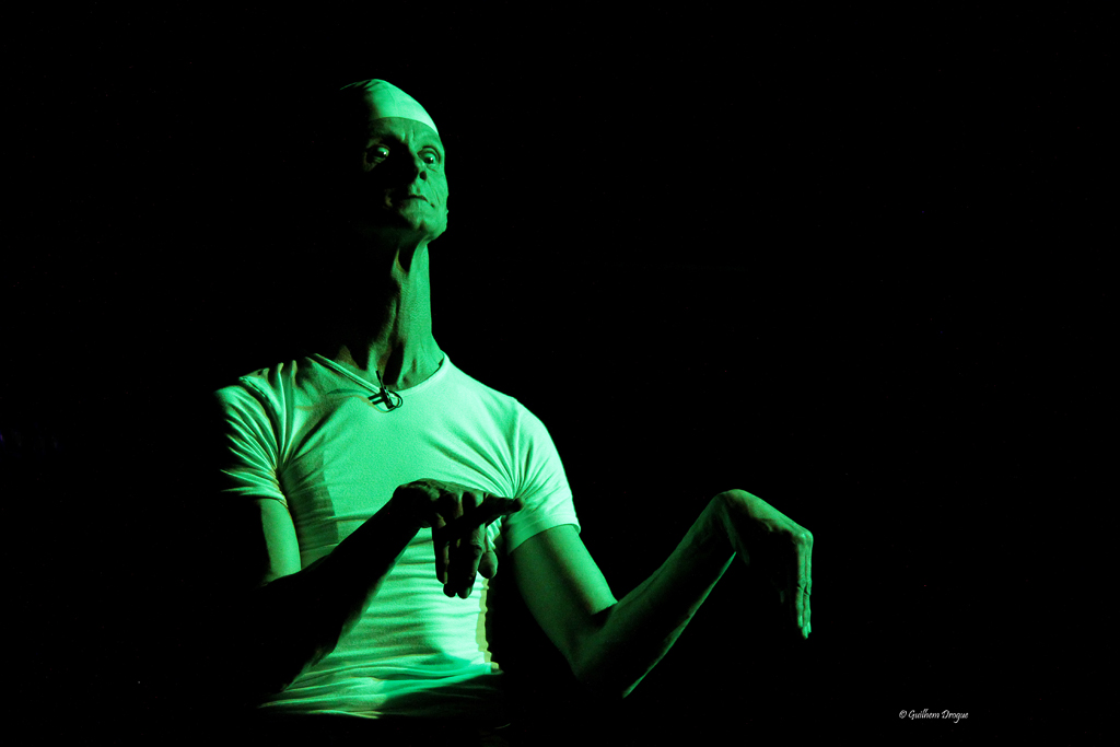 soirée Mimages fait son cirque à Saint-Sylvestre en Ardèche, festival du geste et du Mime, 2018, patrick Cottet-Moine