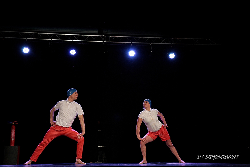 soirée Mimages fait son cirque à Saint-Sylvestre en Ardèche, festival du geste et du Mime, 2018, compagnie Non de non