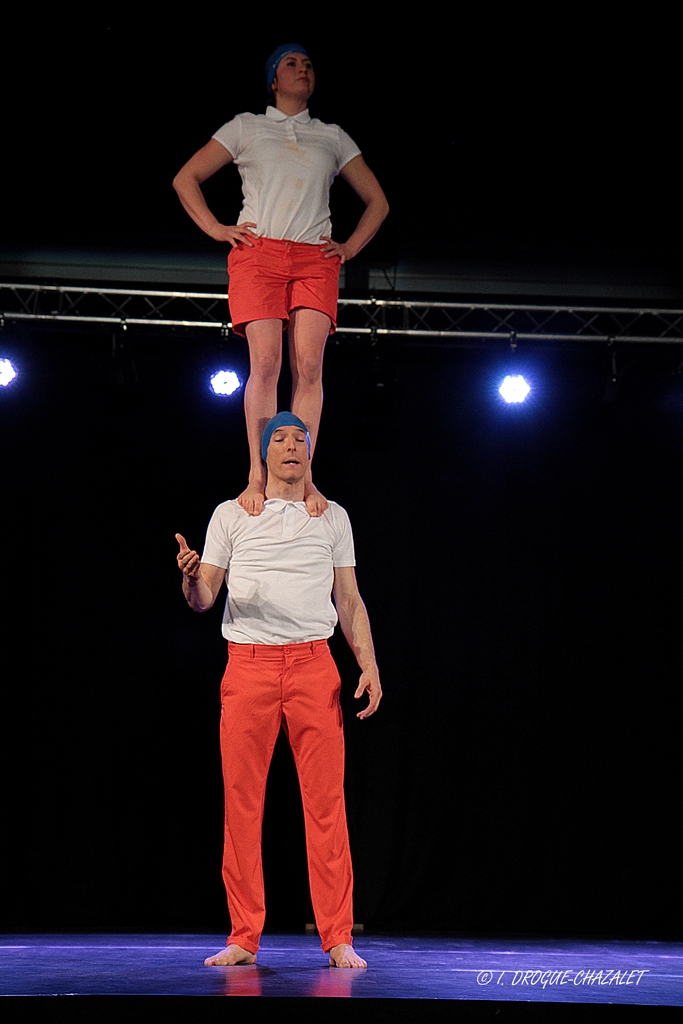 soirée Mimages fait son cirque à Saint-Sylvestre en Ardèche, festival du geste et du Mime, 2018, compagnie Non de non