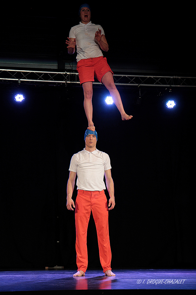 soirée Mimages fait son cirque à Saint-Sylvestre en Ardèche, festival du geste et du Mime, 2018, compagnie Non de non