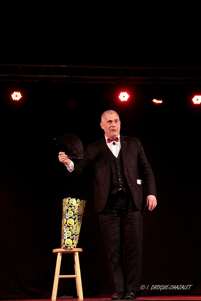 soirée Mimages fait son cirque à Saint-Sylvestre en Ardèche, festival du geste et du Mime, 2018