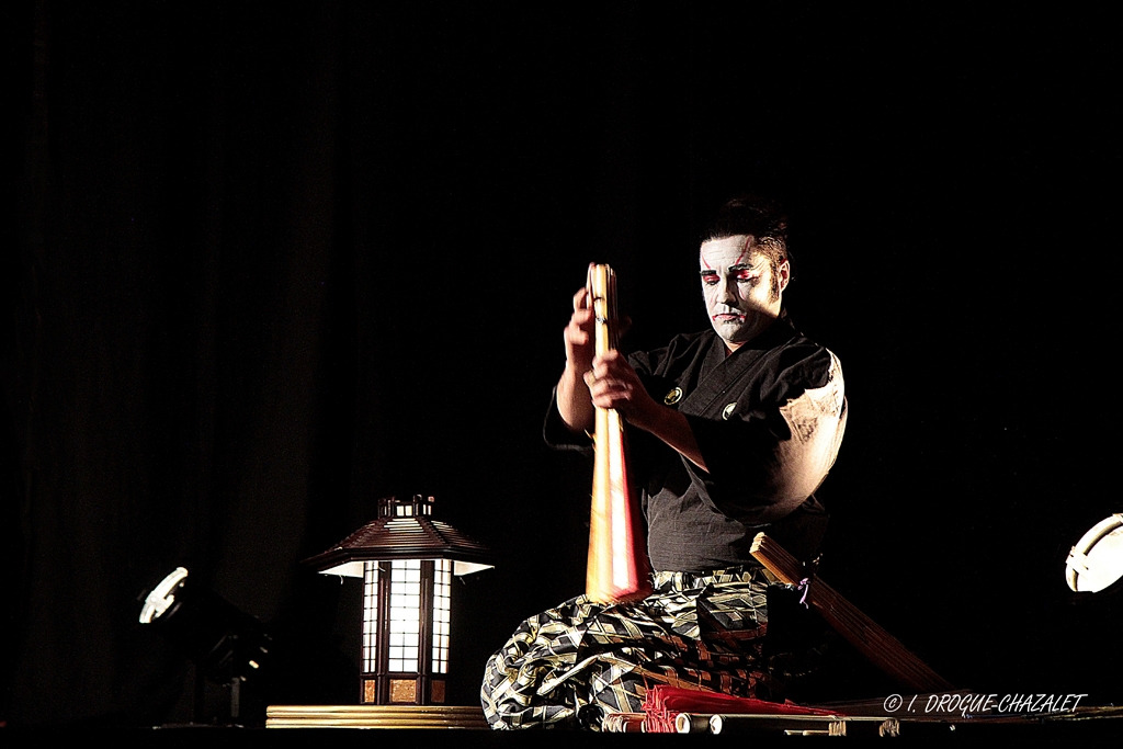 soirée Mimages fait son cirque à Saint-Sylvestre en Ardèche, festival du geste et du Mime, 2018, Shintaï Jonglo