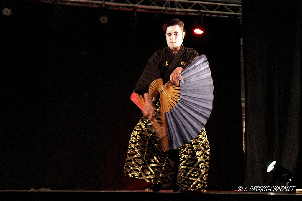 soirée Mimages fait son cirque à Saint-Sylvestre en Ardèche, festival du geste et du Mime, 2018, Shintaï Jonglo