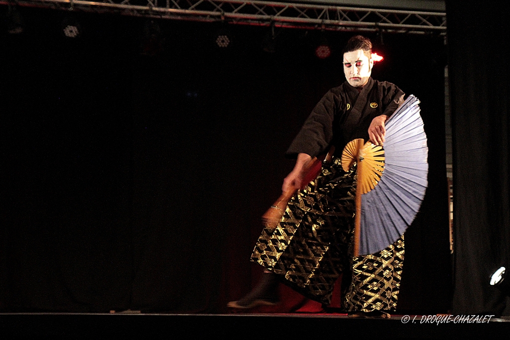 soirée Mimages fait son cirque à Saint-Sylvestre en Ardèche, festival du geste et du Mime, 2018, Shintaï Jonglo