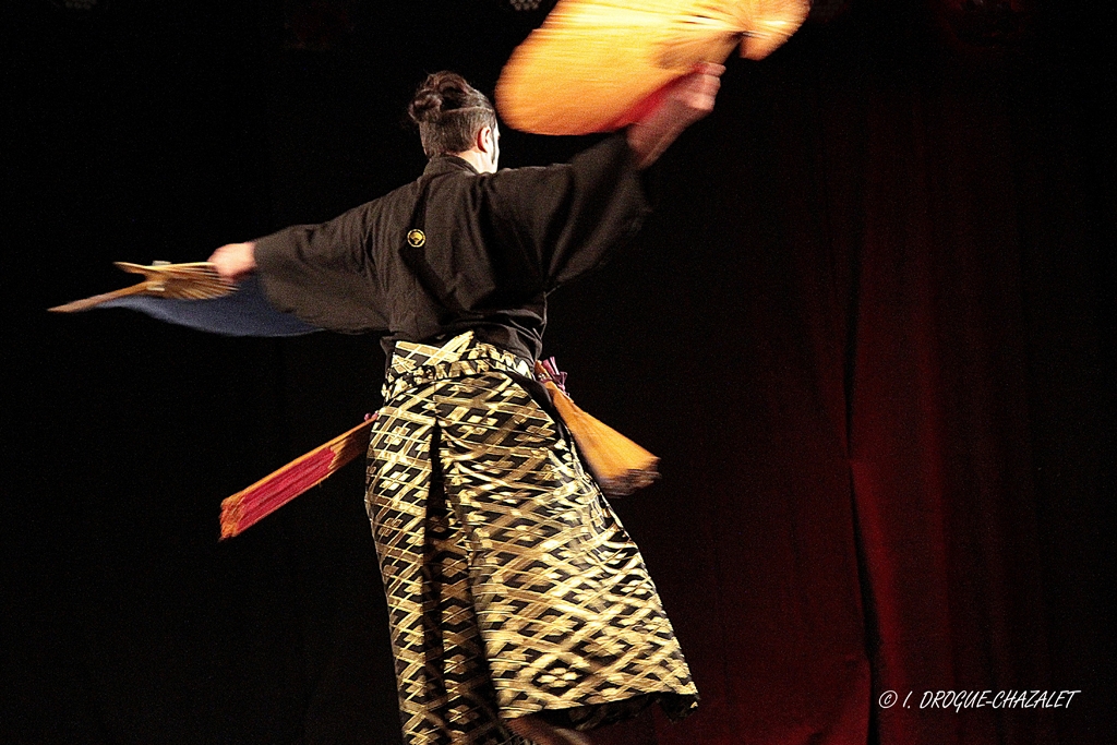 soirée Mimages fait son cirque à Saint-Sylvestre en Ardèche, festival du geste et du Mime, 2018, Shintaï Jonglo