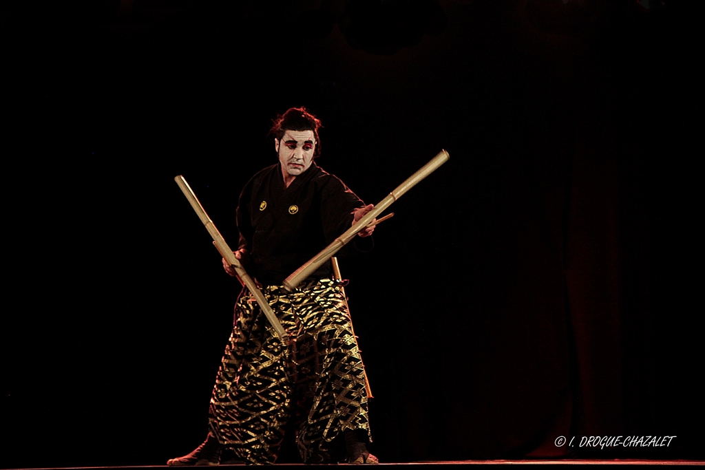 soirée Mimages fait son cirque à Saint-Sylvestre en Ardèche, festival du geste et du Mime, 2018, Shintaï Jonglo