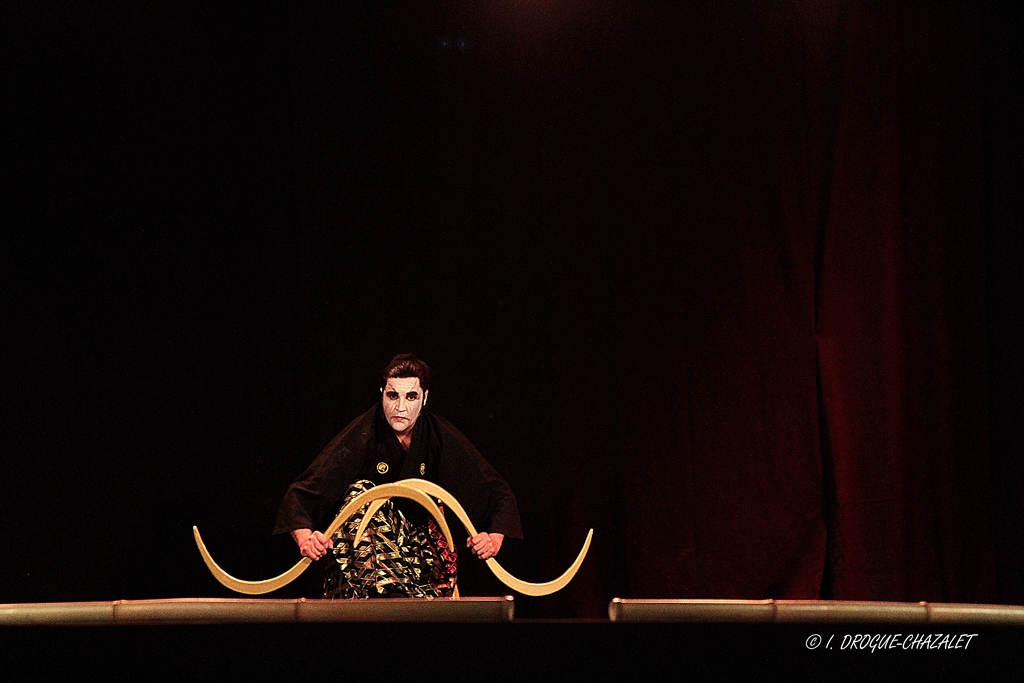 soirée Mimages fait son cirque à Saint-Sylvestre en Ardèche, festival du geste et du Mime, 2018, Shintaï Jonglo