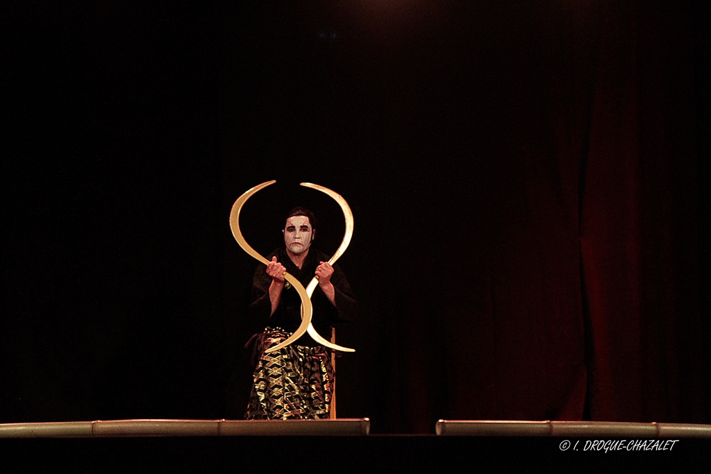 soirée Mimages fait son cirque à Saint-Sylvestre en Ardèche, festival du geste et du Mime, 2018, Shintaï Jonglo