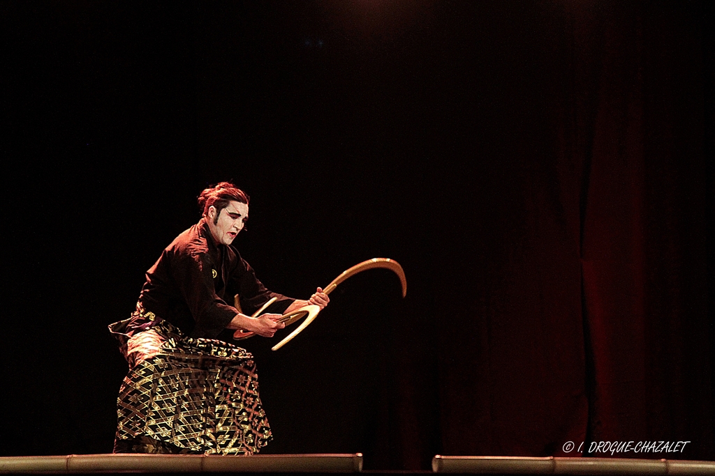 soirée Mimages fait son cirque à Saint-Sylvestre en Ardèche, festival du geste et du Mime, 2018, Shintaï Jonglo