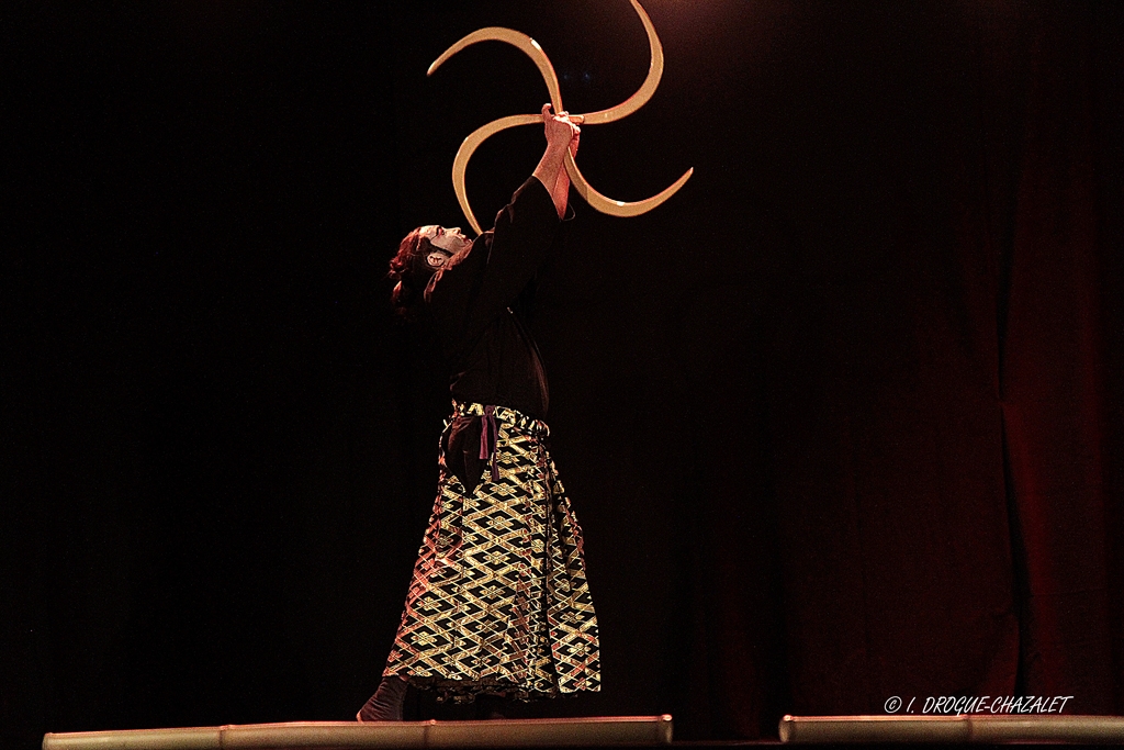 soirée Mimages fait son cirque à Saint-Sylvestre en Ardèche, festival du geste et du Mime, 2018, Shintaï Jonglo