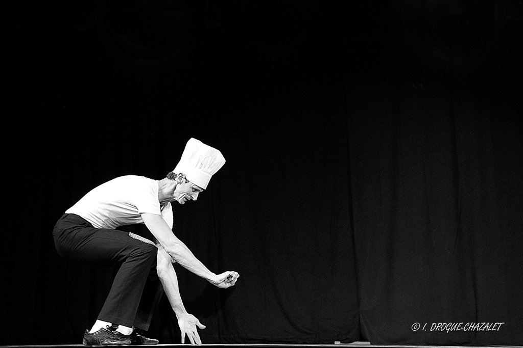 soirée Mimages fait son cirque à Saint-Sylvestre en Ardèche, festival du geste et du Mime, 2018, Patrick Cottet-Moine