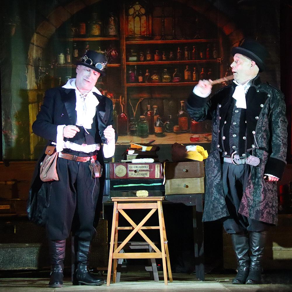 Spectacle de la compagnie Zinzoline, "la guilde des enchanteurs"
