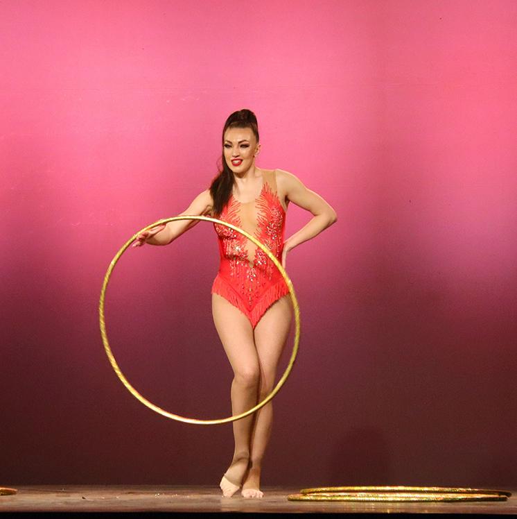 Spirée Mimages fait son cirque à Saint-Sylvestre