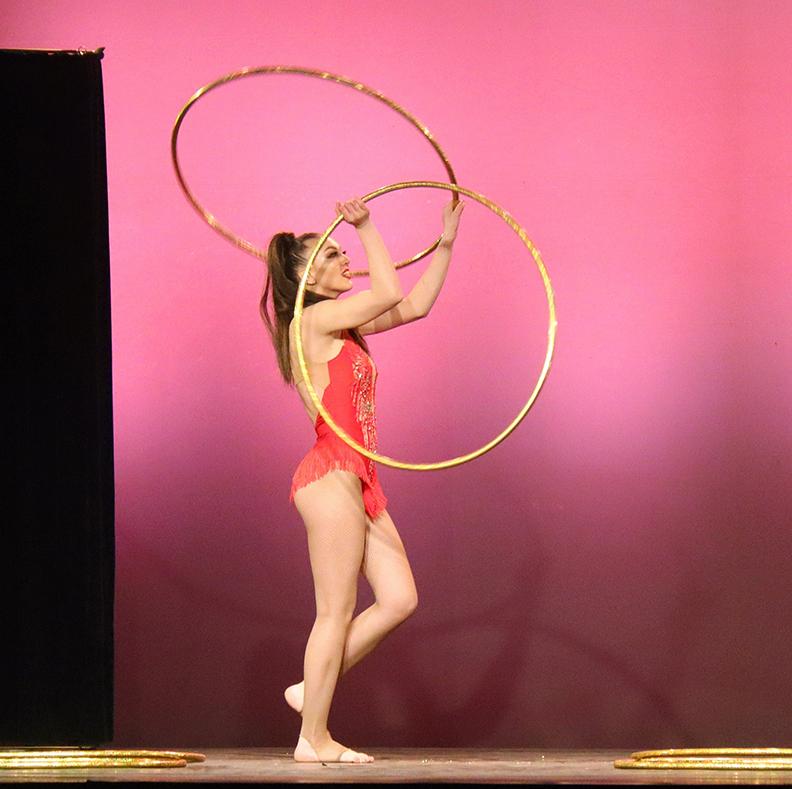 Spirée Mimages fait son cirque à Saint-Sylvestre