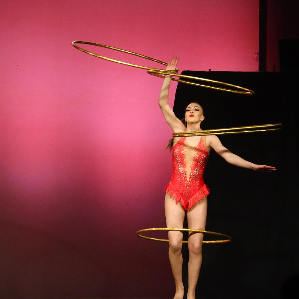 Spirée Mimages fait son cirque à Saint-Sylvestre