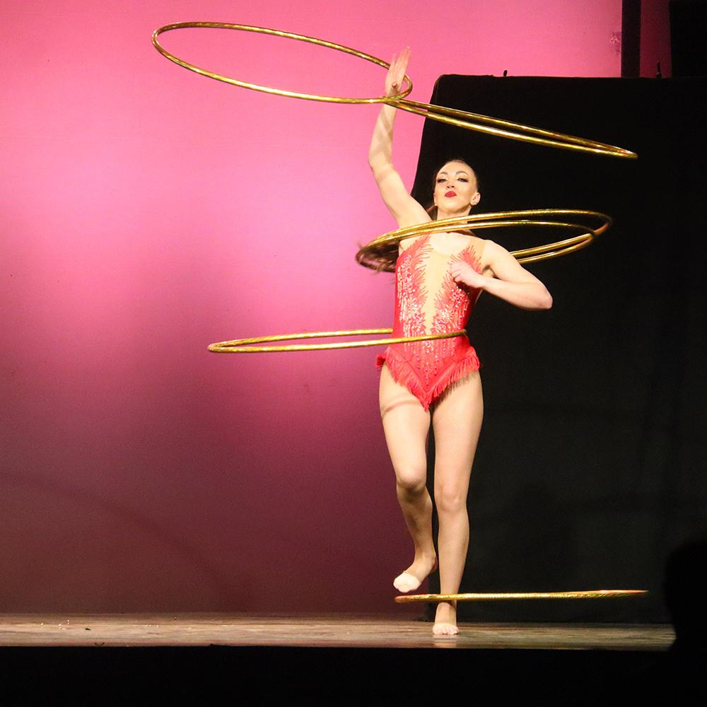 Spirée Mimages fait son cirque à Saint-Sylvestre