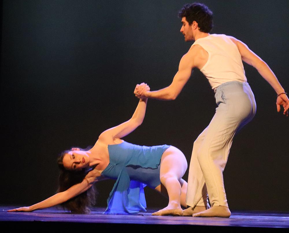 Spirée Mimages fait son cirque à Saint-Sylvestre
