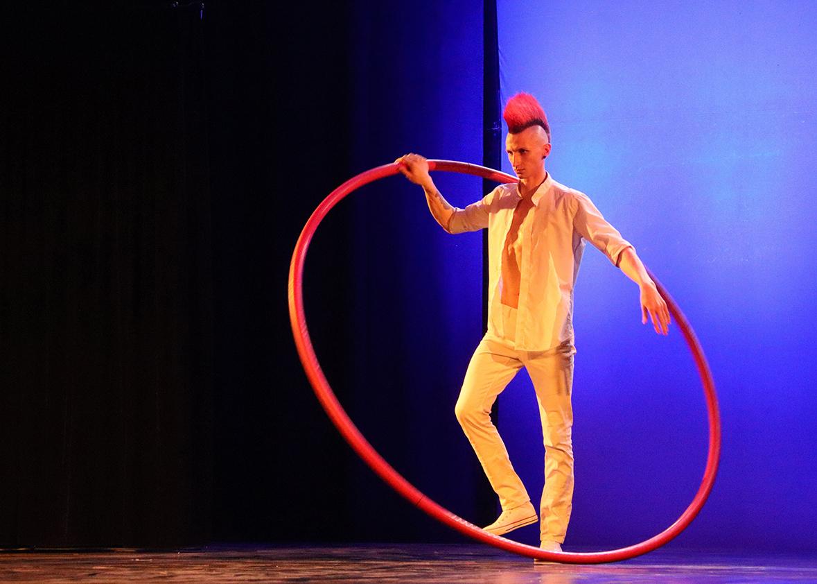 Spirée Mimages fait son cirque à Saint-Sylvestre