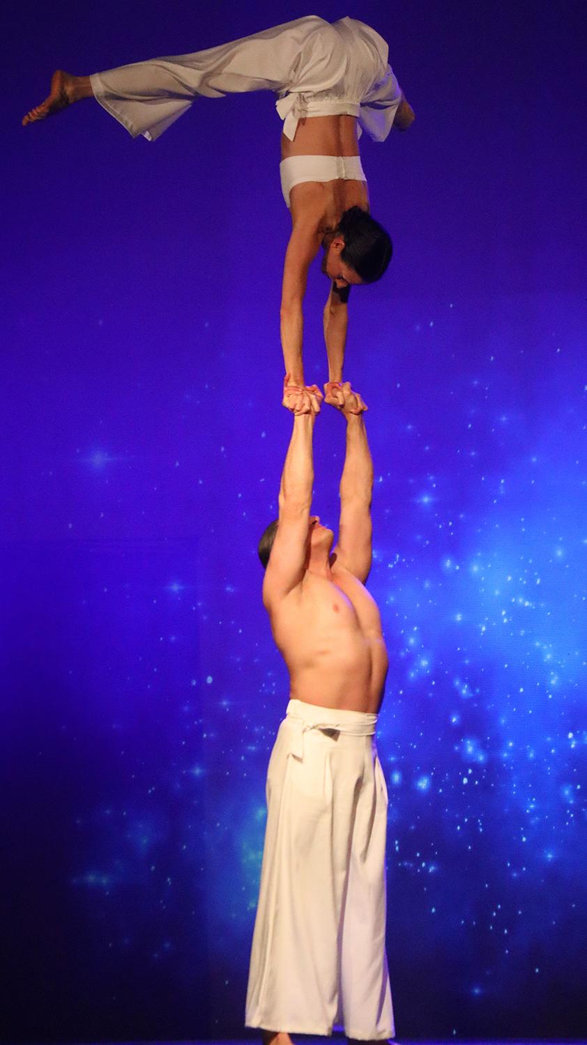 Spirée Mimages fait son cirque à Saint-Sylvestre