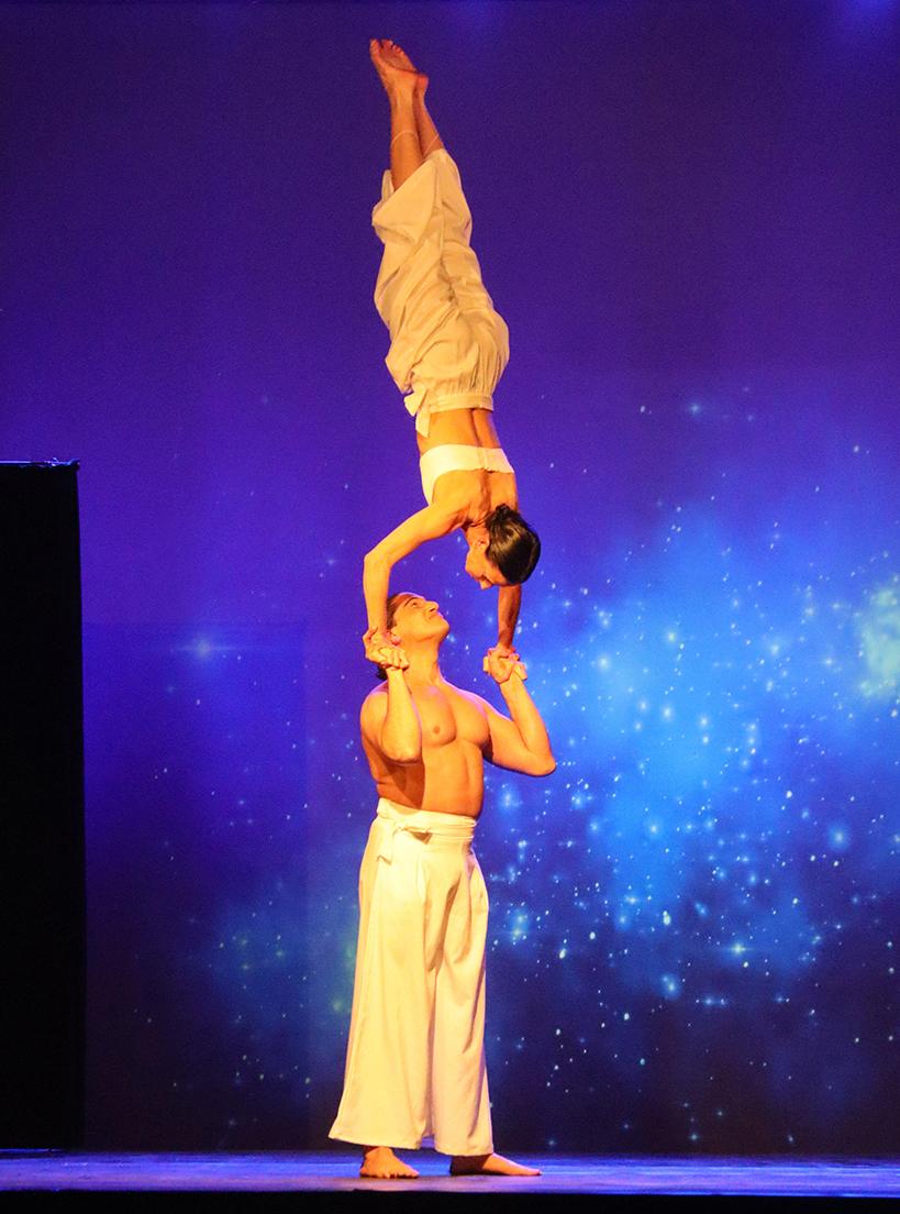 Spirée Mimages fait son cirque à Saint-Sylvestre